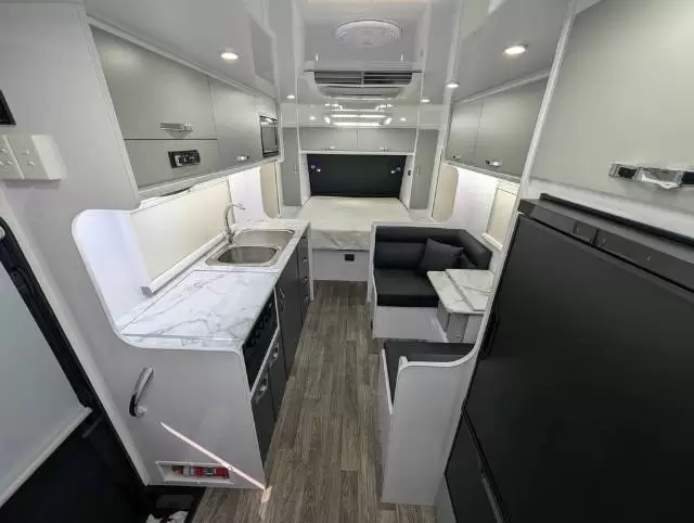 NEW 2026 SNOWY RIVER SRT19