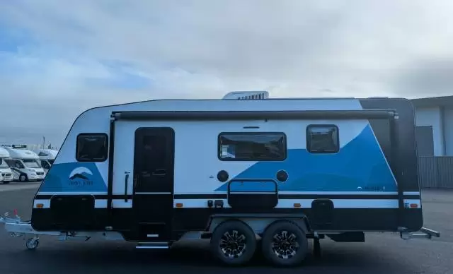 https://media-caravea.syd1.digitaloceanspaces.com/caravans/6EC19229/image-1.webp?q=Q77FU80wWU