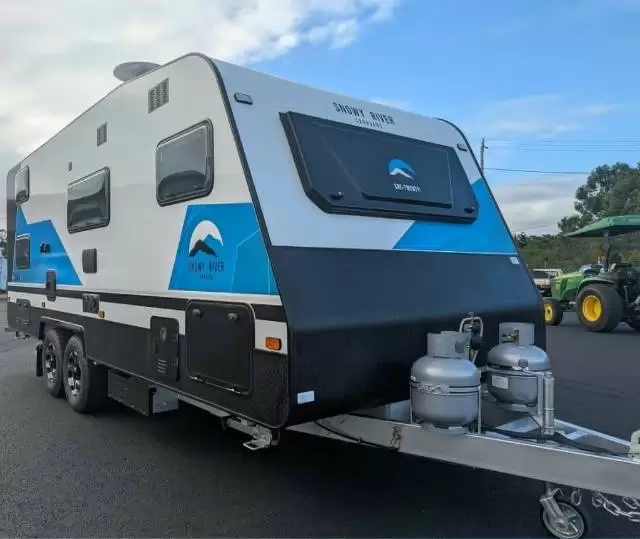 https://media-caravea.syd1.digitaloceanspaces.com/caravans/6EC19229/image-2.webp?q=smp3sa51F3