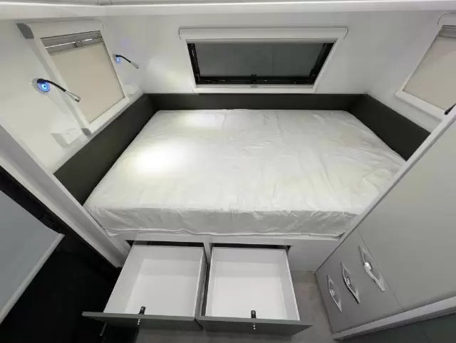 https://media-caravea.syd1.digitaloceanspaces.com/caravans/6EC19229/image-8.webp?q=afXIYvyrBX