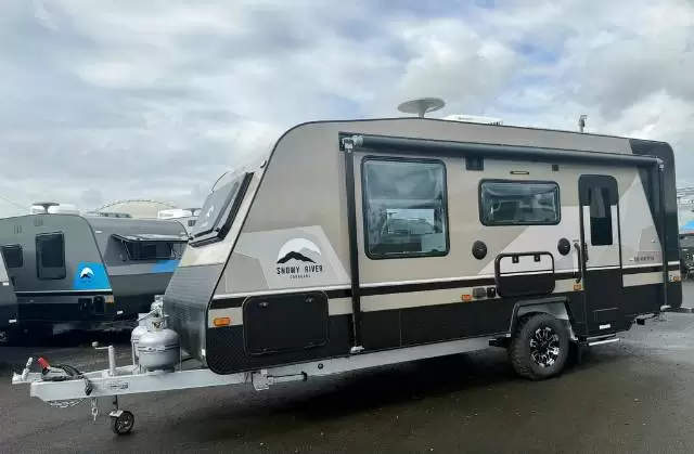 NEW 2026 SNOWY RIVER SRC19