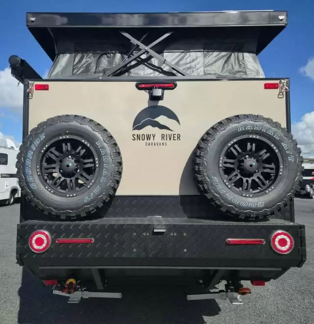 https://media-caravea.syd1.digitaloceanspaces.com/caravans/6EC19272/image-5.webp?q=cqWRyXkicS
