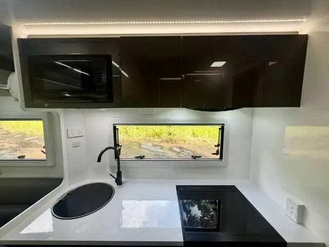 USED 2023 WINNEBAGO COTTESLOE