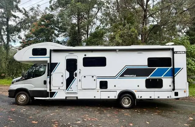 https://media-caravea.syd1.digitaloceanspaces.com/caravans/6EC19281/image-1.webp?q=FtAodIRaBp