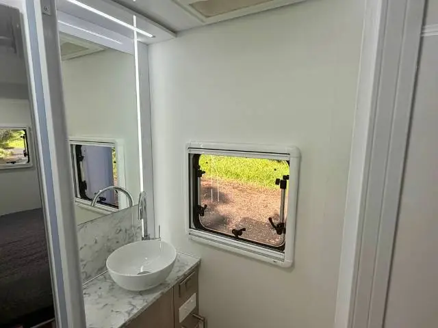 USED 2025 AVIDA FREMANTLE C9224SL