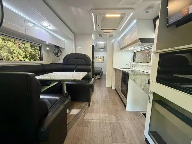 USED 2025 AVIDA FREMANTLE C9224SL