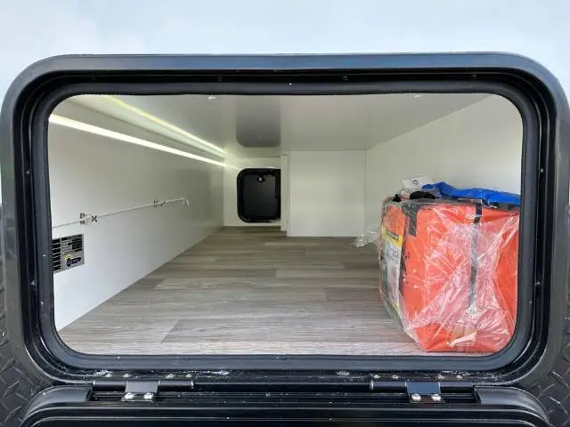 https://media-caravea.syd1.digitaloceanspaces.com/caravans/6EC19327/image-7.webp?q=UVat0UYe6u