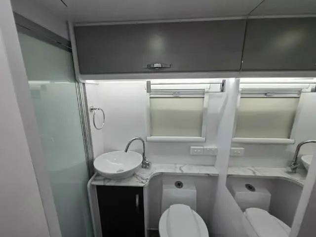 NEW 2025 SNOWY RIVER SRT22F