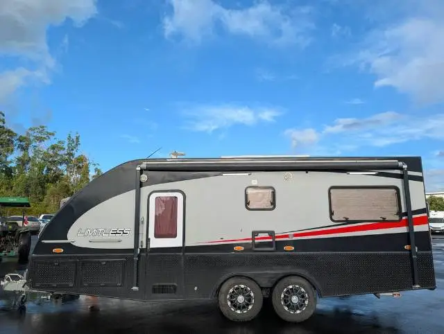 USED 2013 FRANKLIN LIMITLESS TOY HAULER