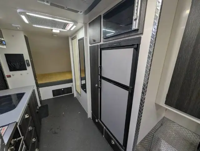 USED 2013 FRANKLIN LIMITLESS TOY HAULER