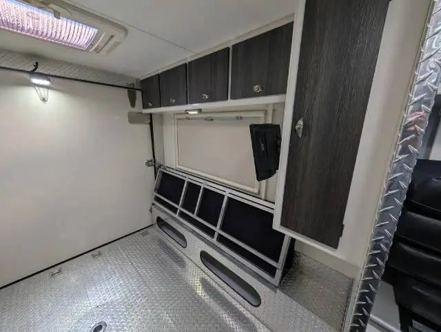 USED 2013 FRANKLIN LIMITLESS TOY HAULER