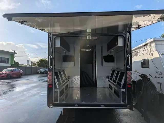 USED 2013 FRANKLIN LIMITLESS TOY HAULER