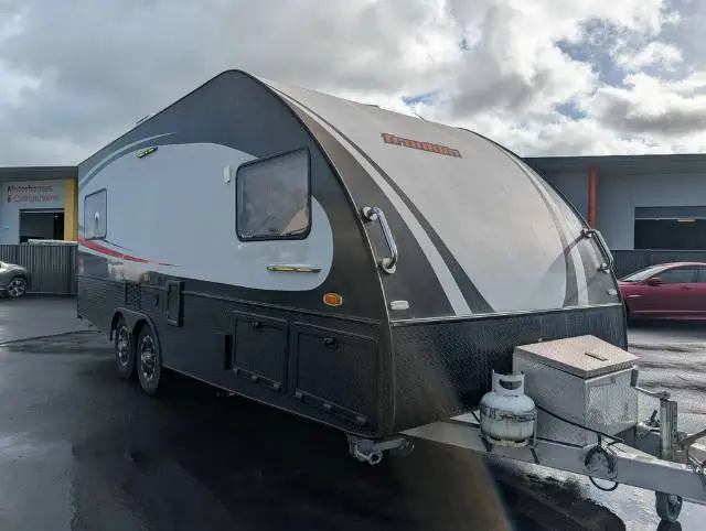USED 2013 FRANKLIN LIMITLESS TOY HAULER
