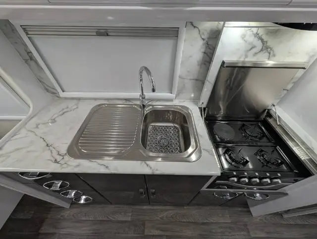 USED 2022 SNOWY RIVER SRC22 PANTRY