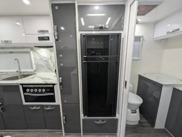 USED 2022 SNOWY RIVER SRC22 PANTRY