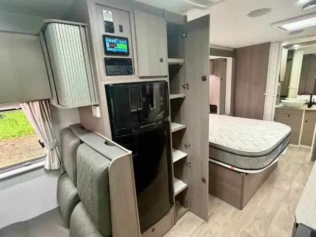 USED 2023 JAYCO CONQUEST FA25-1