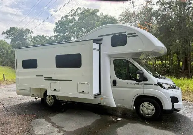 https://media-caravea.syd1.digitaloceanspaces.com/caravans/6EC19691/image-3.webp?q=GkswSCpyZj