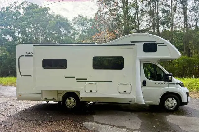 https://media-caravea.syd1.digitaloceanspaces.com/caravans/6EC19691/image-4.webp?q=G7r1j0iEhp