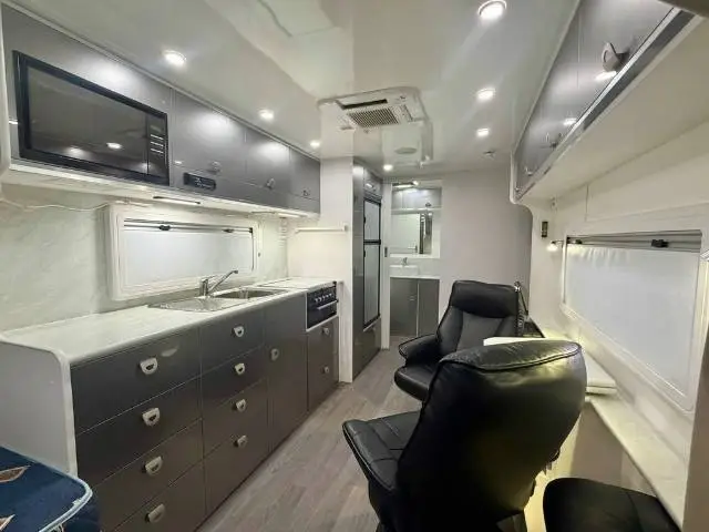 USED 2019 CRUSADER MUSKETEER ARAMIS SINGLE BEDS