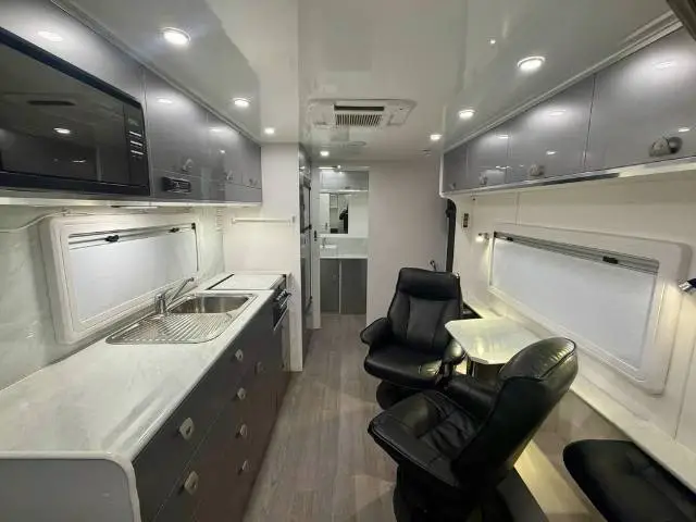 USED 2019 CRUSADER MUSKETEER ARAMIS SINGLE BEDS