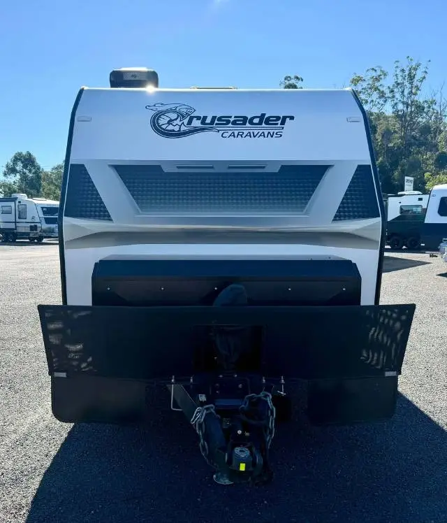 USED 2024 CRUSADER MUSKETEER EMPRESS A/T