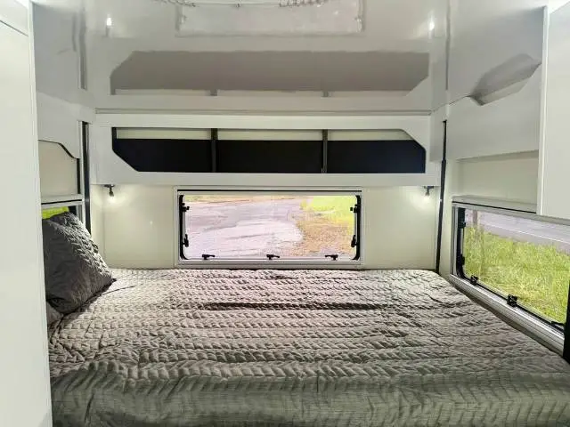 NEW 2026 AVIDA BRUNY C7044