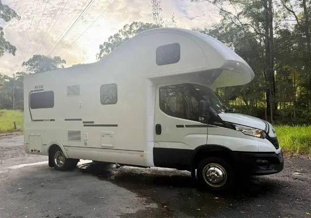 https://media-caravea.syd1.digitaloceanspaces.com/caravans/6EC19864/image-2.webp?q=VQzkq8M4dy