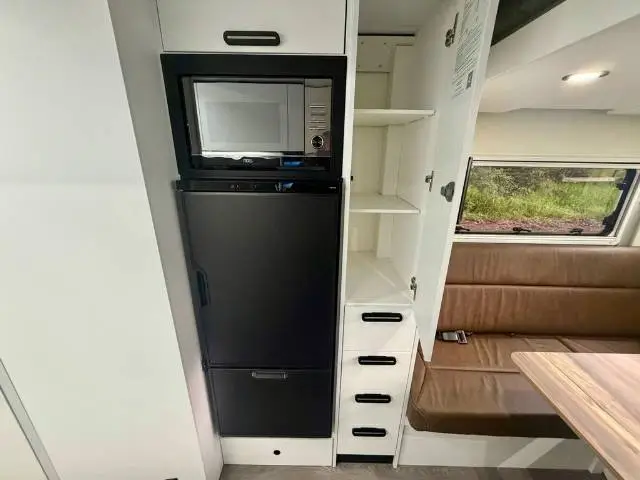 NEW 2026 AVIDA BRUNY C7044
