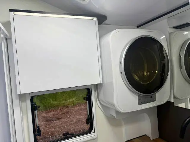NEW 2026 AVIDA BRUNY C7044