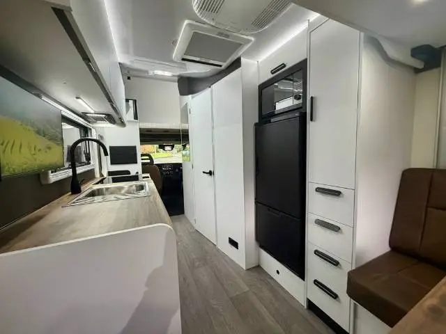 NEW 2026 AVIDA BRUNY C7044