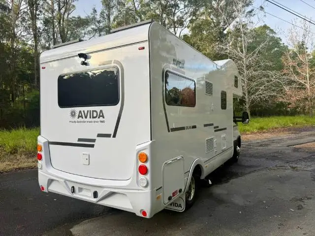 https://media-caravea.syd1.digitaloceanspaces.com/caravans/6EC19864/image-4.webp?q=2P0sCqz0I2