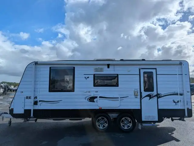 USED 2014 GOLDEN EAGLE EUREKA