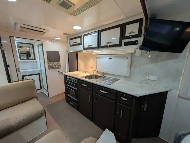USED 2014 GOLDEN EAGLE EUREKA