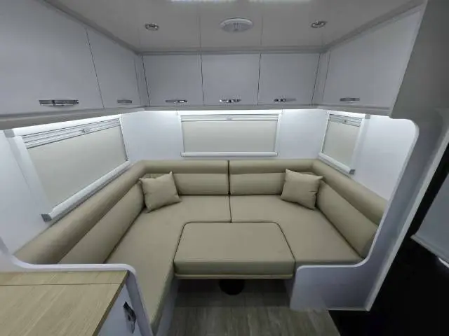 https://media-caravea.syd1.digitaloceanspaces.com/caravans/6EC19944/image-9.webp?q=JO6JPPeaUp