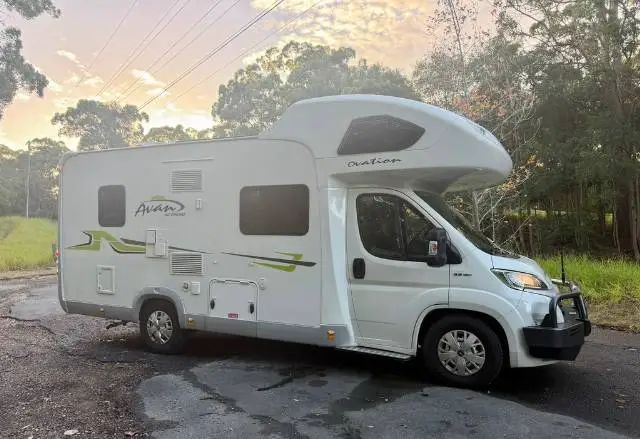 https://media-caravea.syd1.digitaloceanspaces.com/caravans/6EC19945/image-2.webp?q=FKne734p7e