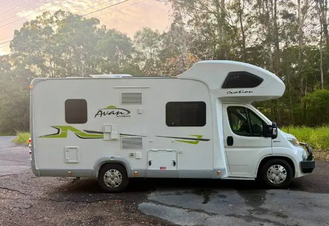 https://media-caravea.syd1.digitaloceanspaces.com/caravans/6EC19945/image-3.webp?q=SS6mOBP1wS