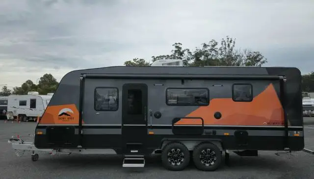 https://media-caravea.syd1.digitaloceanspaces.com/caravans/6EC19980/image-1.webp?q=B8MkIuxFxq
