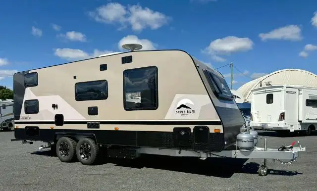 https://media-caravea.syd1.digitaloceanspaces.com/caravans/6EC20032/image-2.webp?q=osL87TmG1S
