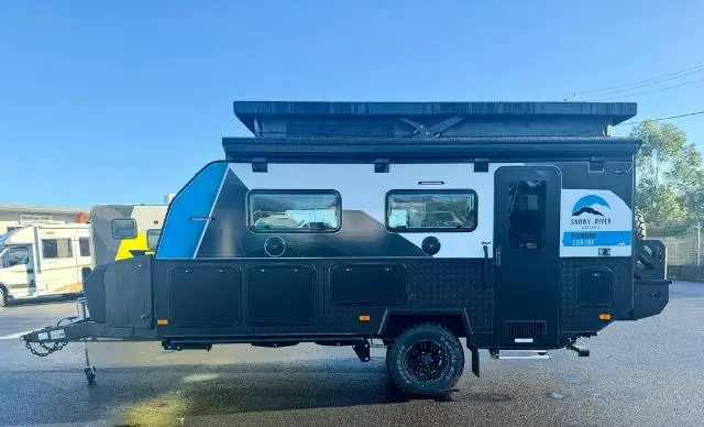 https://media-caravea.syd1.digitaloceanspaces.com/caravans/6EC20069/image-1.webp?q=SJ5lywd0fZ