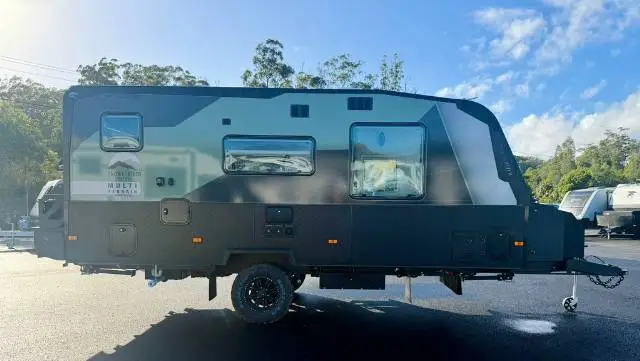 https://media-caravea.syd1.digitaloceanspaces.com/caravans/6EC20079/image-3.webp?q=6LUkNiK8T7