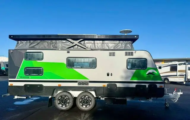 https://media-caravea.syd1.digitaloceanspaces.com/caravans/6EC20081/image-3.webp?q=9We7YTrbSp