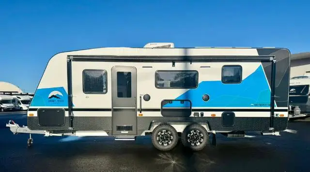 https://media-caravea.syd1.digitaloceanspaces.com/caravans/6EC20083/image-1.webp?q=89gNLzs3jk