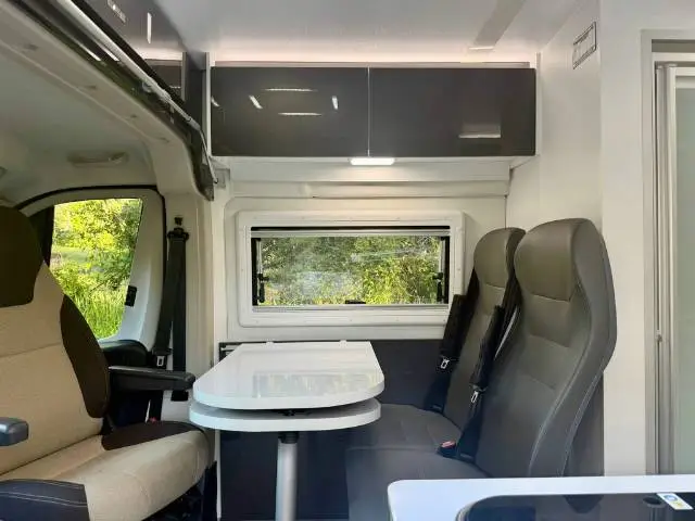 USED 2023 WINDSOR OTWAY