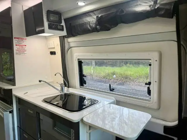 USED 2023 WINDSOR OTWAY
