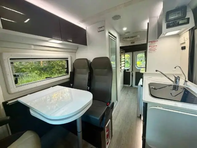 USED 2023 WINDSOR OTWAY