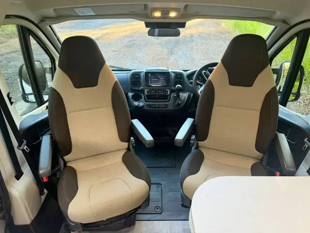 USED 2023 WINDSOR OTWAY