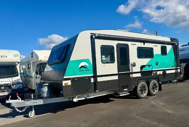 NEW 2026 SNOWY RIVER SRC22F