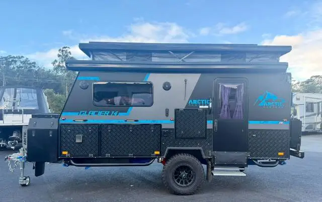 USED 2026 ARCTIC CAMPERS GLACIER 14 TS EXTREME