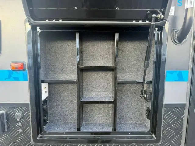 USED 2026 ARCTIC CAMPERS GLACIER 14 TS EXTREME