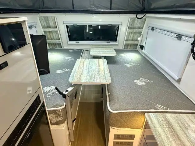 USED 2026 ARCTIC CAMPERS GLACIER 14 TS EXTREME